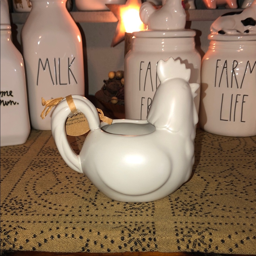 Rae Dunn CREAM Rooster Shaped Creamer - Picture 4 of 9